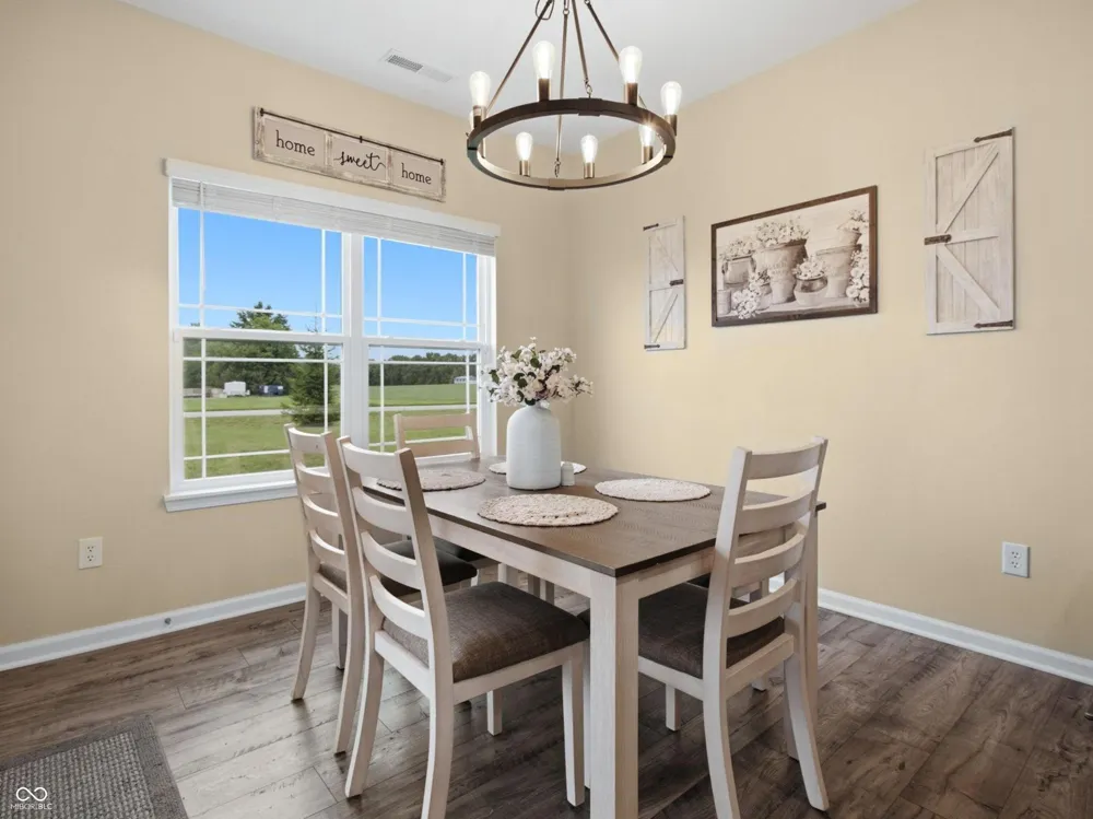 290 Waterford Lane Pendleton, IN 46064