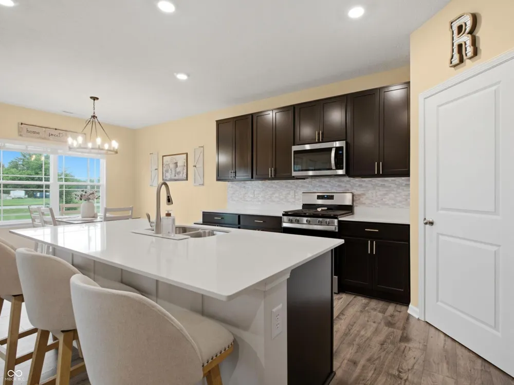 290 Waterford Lane Pendleton, IN 46064