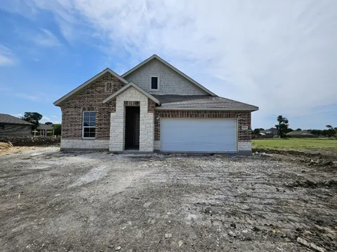 901 Silverleaf Drive