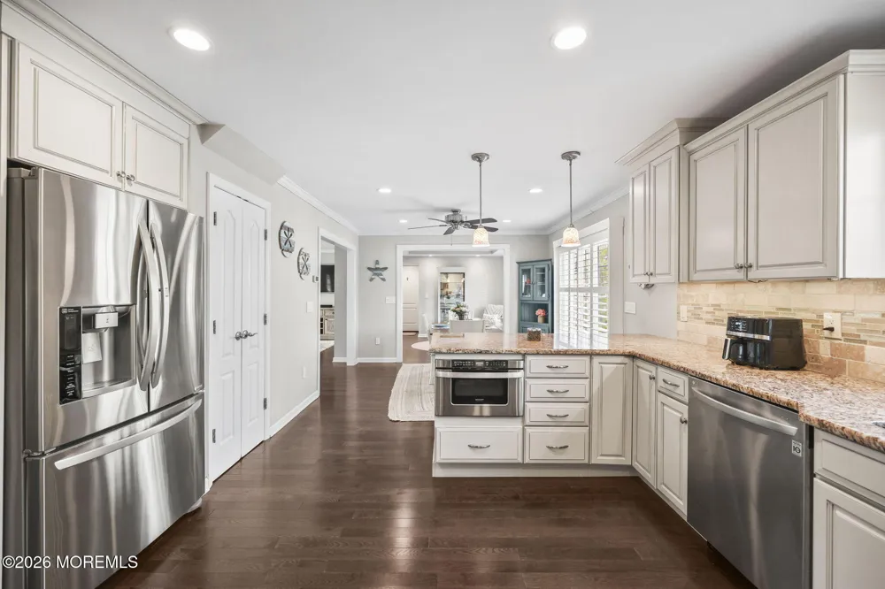 1201 Tuxedo Place Spring Lake Heights, NJ 07762