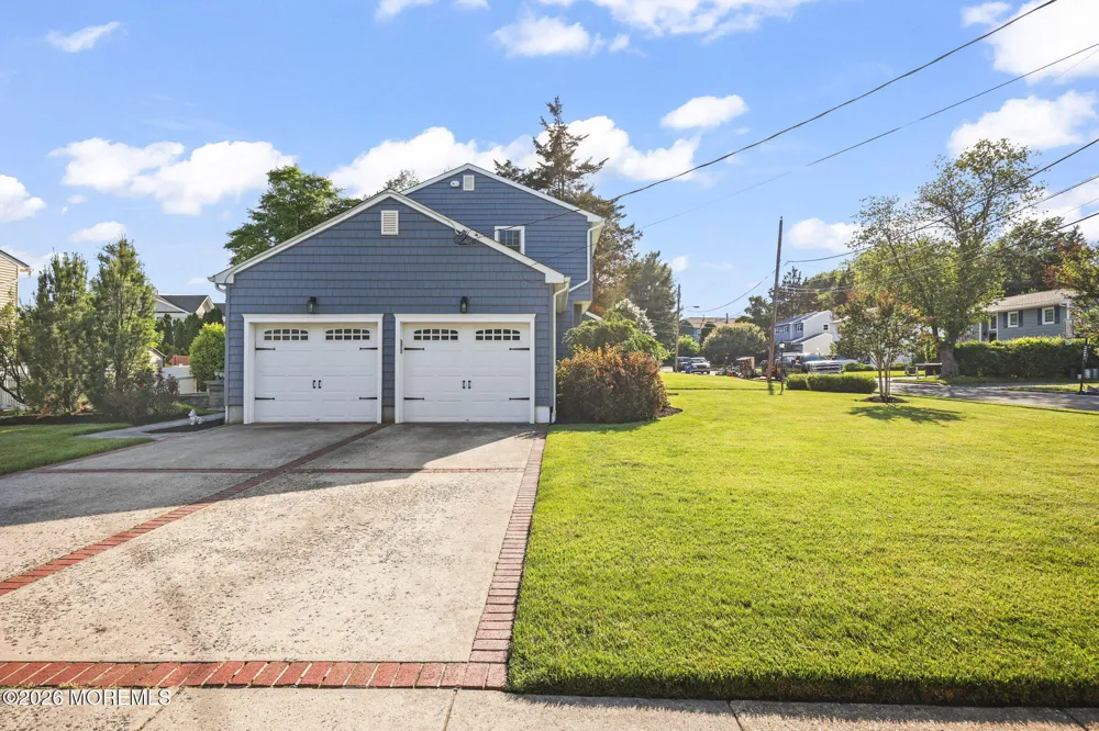 1201 Tuxedo Place Spring Lake Heights, NJ 07762