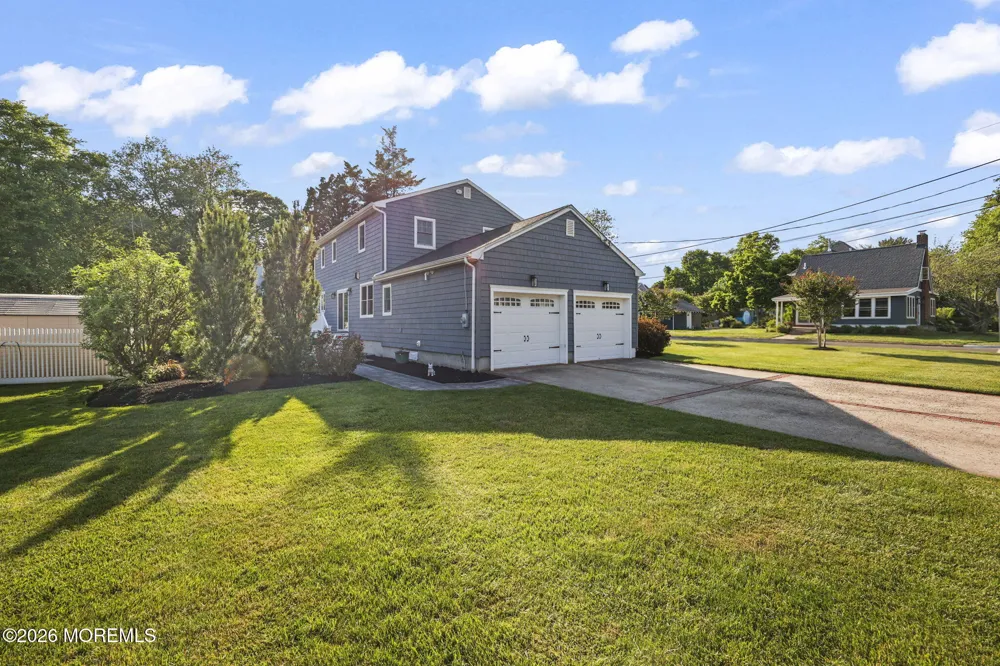 1201 Tuxedo Place Spring Lake Heights, NJ 07762