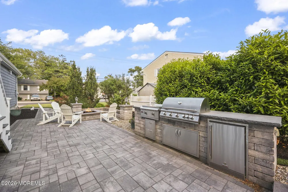 1201 Tuxedo Place Spring Lake Heights, NJ 07762