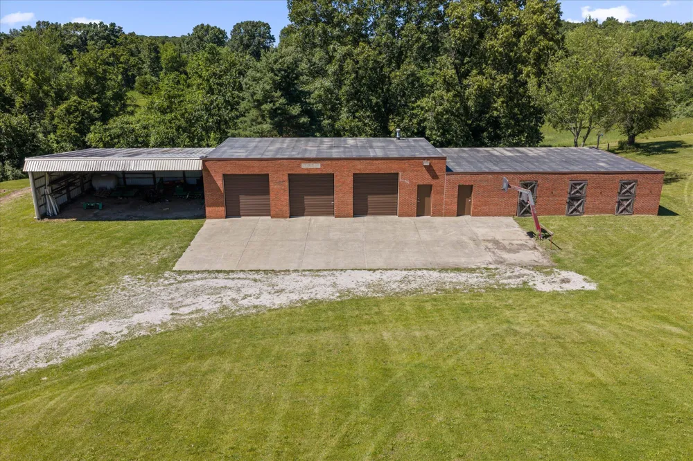 3255 Yankee Street Howard Township, MI 49120