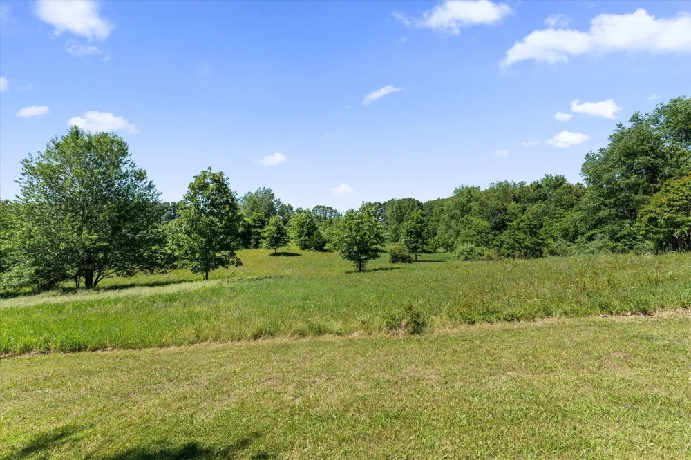 3255 Yankee Street Howard Township, MI 49120