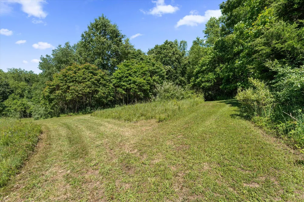 3255 Yankee Street Howard Township, MI 49120