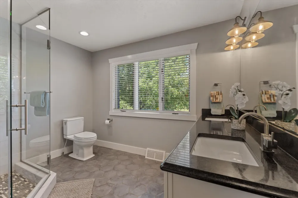 3255 Yankee Street Howard Township, MI 49120