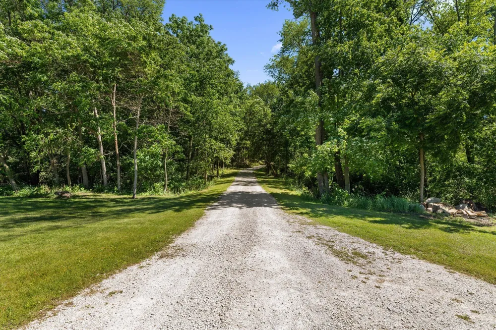 3255 Yankee Street Howard Township, MI 49120