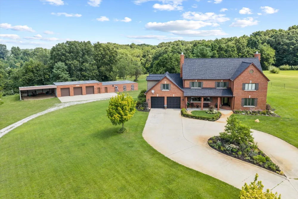 3255 Yankee Street Howard Township, MI 49120