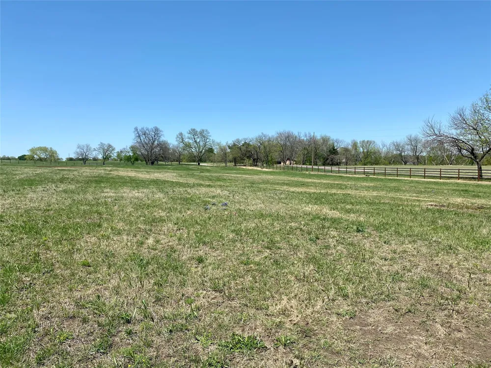 2300 Kacy Way Van Alstyne, TX 75495