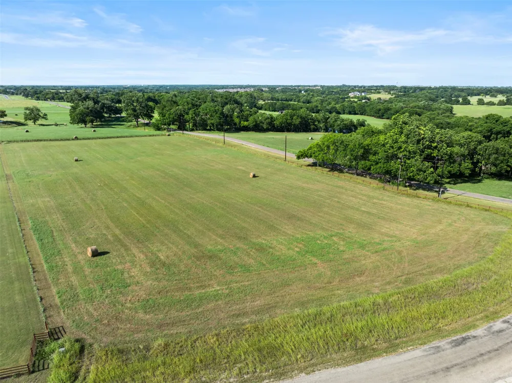 2300 Kacy Way Van Alstyne, TX 75495