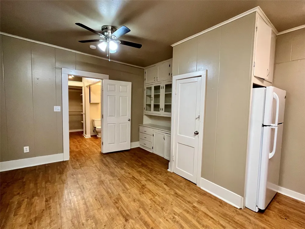 1002 Gregg Street #CB Denton, TX 76201