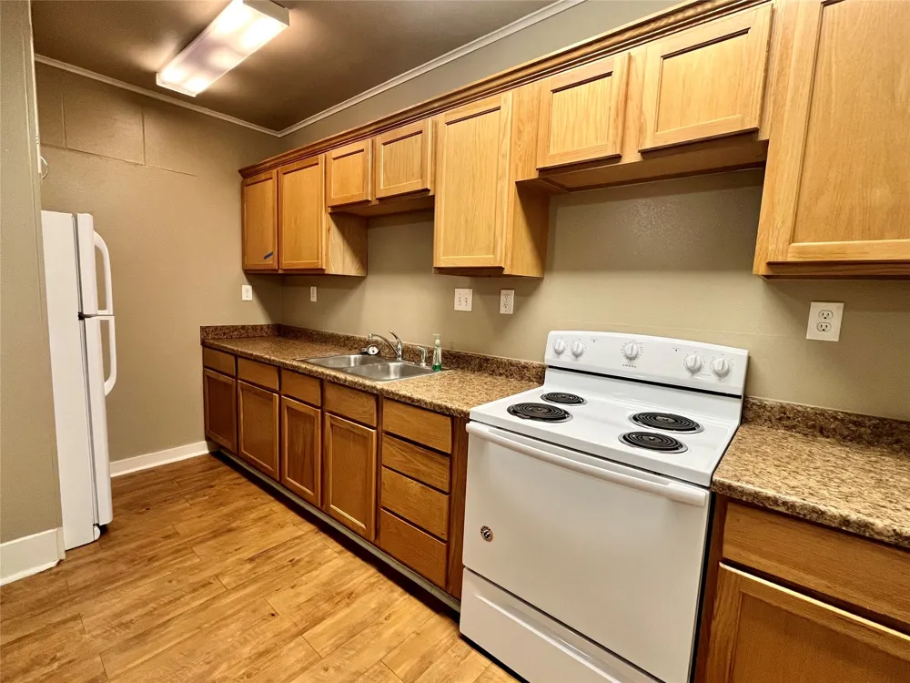 1002 Gregg Street #CB Denton, TX 76201