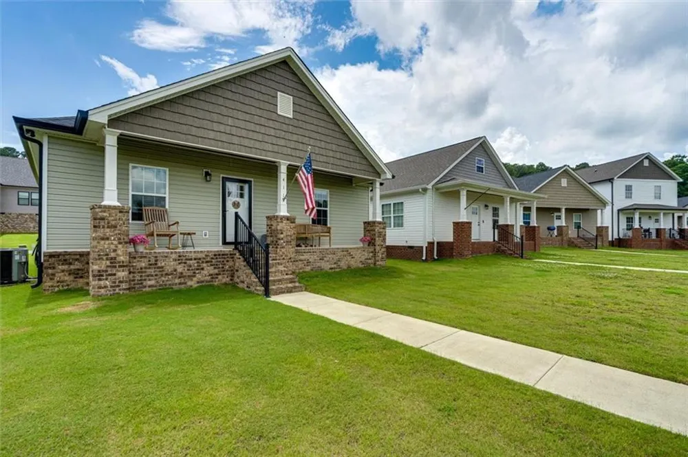 411 Coahulla Creek Drive Dalton, GA 30721