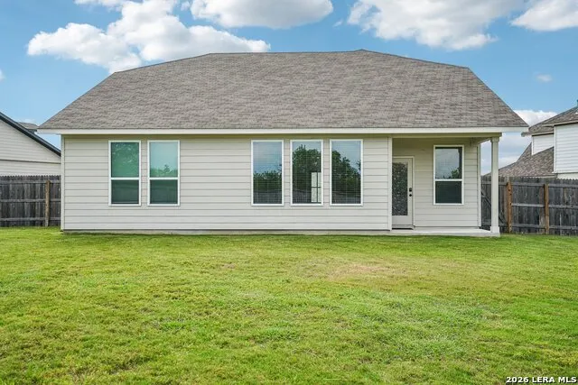 5126 Garden Marion, TX 78124