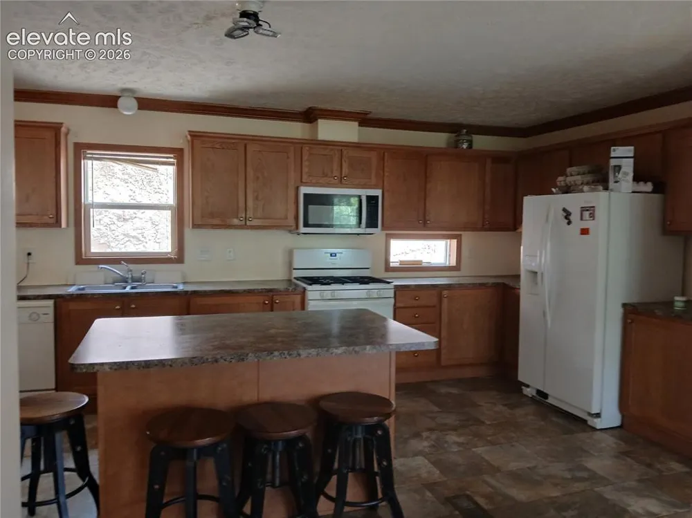2272 County Road 1 Cripple Creek, CO 80813