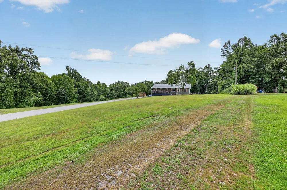 2237 Cold Springs Rd Lafayette, TN 37083