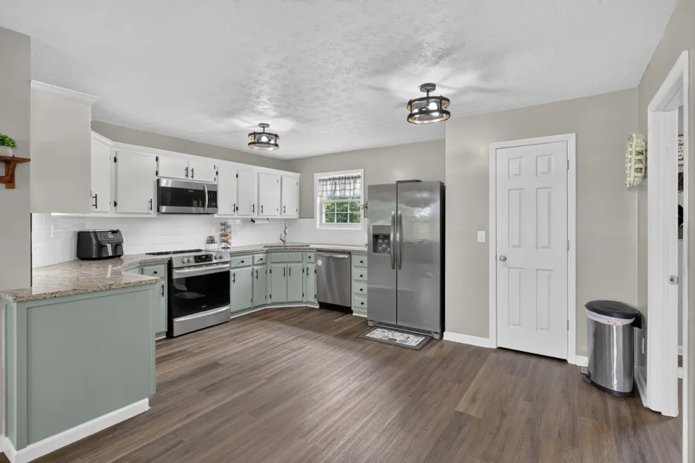 2237 Cold Springs Rd Lafayette, TN 37083