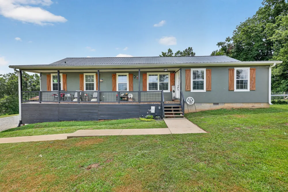 2237 Cold Springs Rd Lafayette, TN 37083