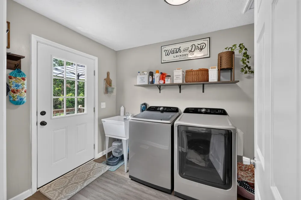 2237 Cold Springs Rd Lafayette, TN 37083