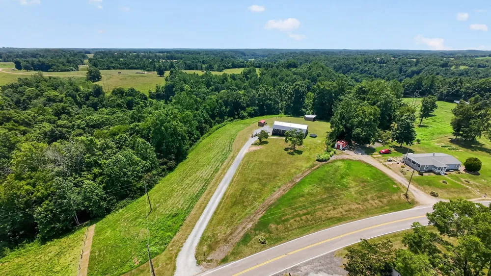 2237 Cold Springs Rd Lafayette, TN 37083