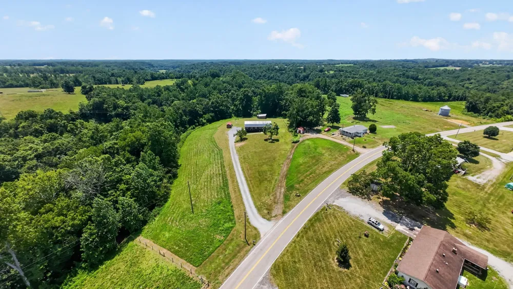 2237 Cold Springs Rd Lafayette, TN 37083