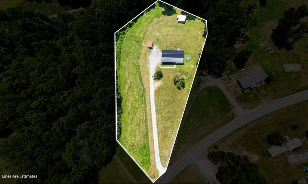 2237 Cold Springs Rd Lafayette, TN 37083