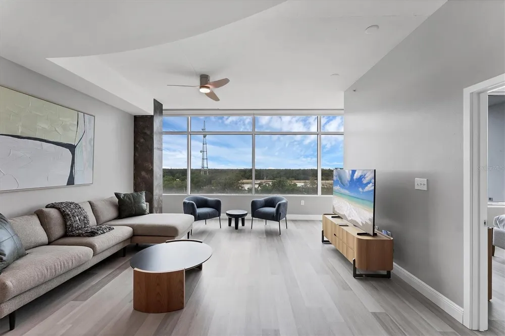 525 E JACKSON STREET #705 Orlando, FL 32801