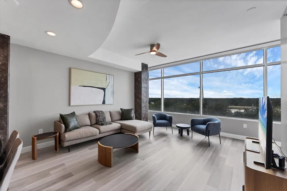 525 E JACKSON STREET #705 Orlando, FL 32801