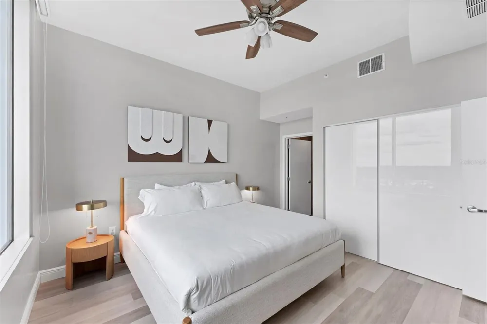 525 E JACKSON STREET #705 Orlando, FL 32801
