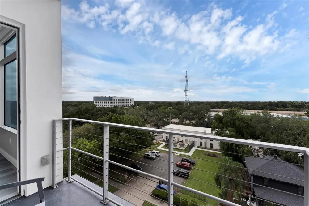 525 E JACKSON STREET #705 Orlando, FL 32801