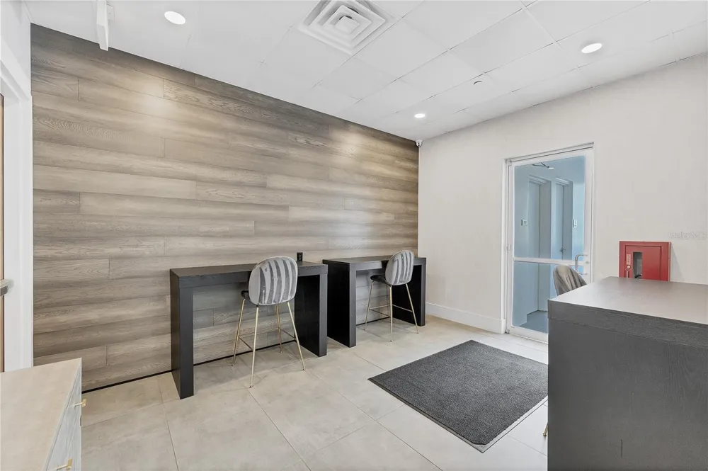 525 E JACKSON STREET #705 Orlando, FL 32801