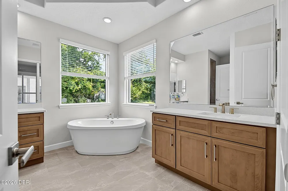 114 New Leatherwood Drive Palm Coast, FL 32137