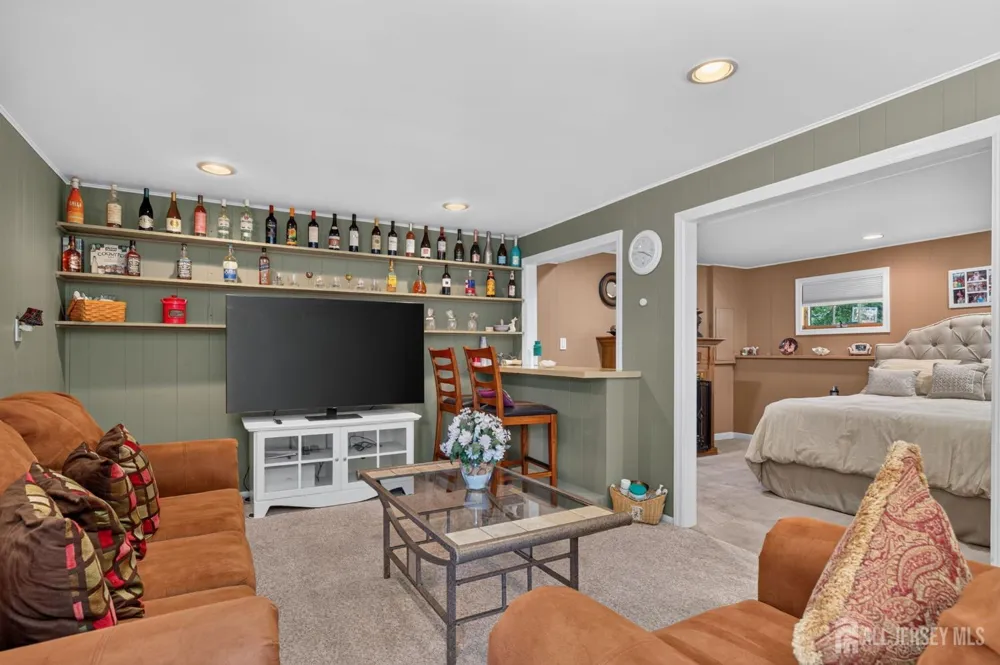 9 Janet Court Milltown, NJ 08850