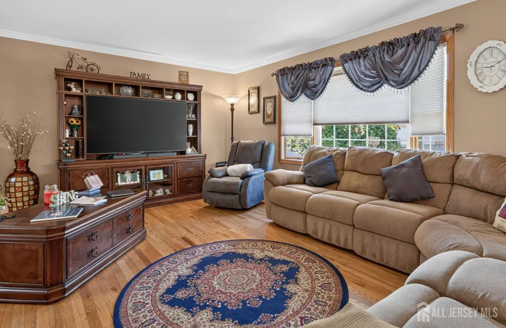 9 Janet Court Milltown, NJ 08850