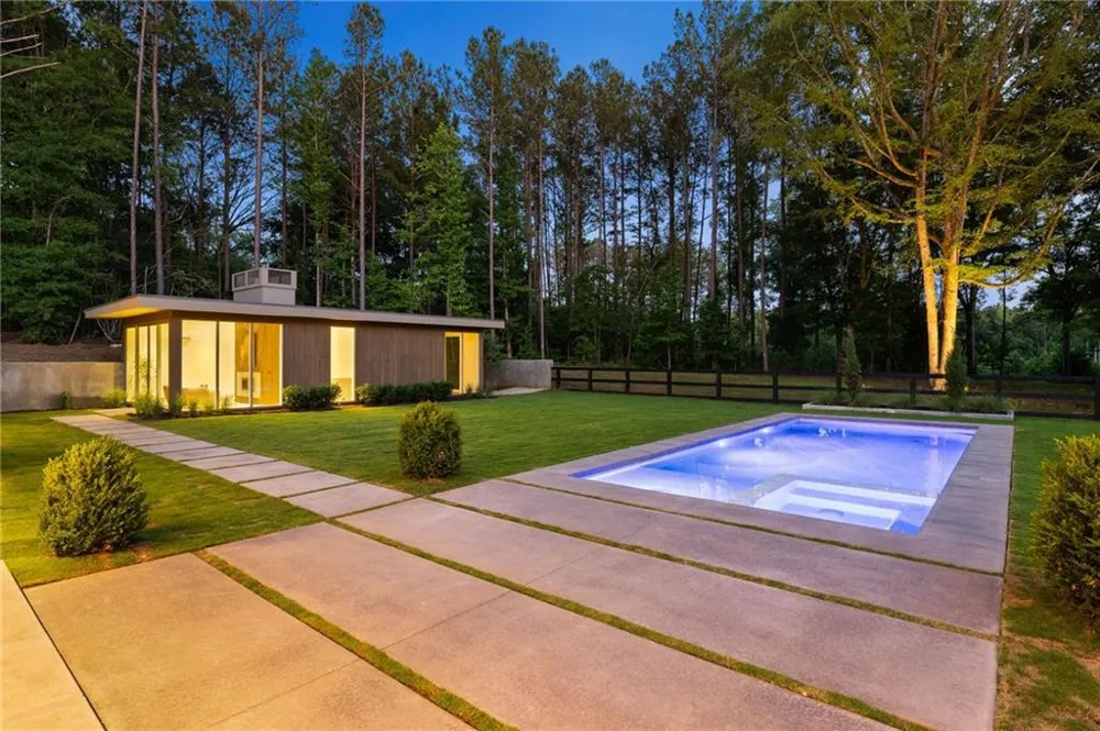 3 Sardis Trail Chattahoochee Hills, GA 30268