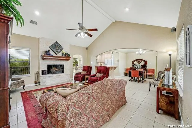 1370 SUNSET VW Fischer, TX 78623