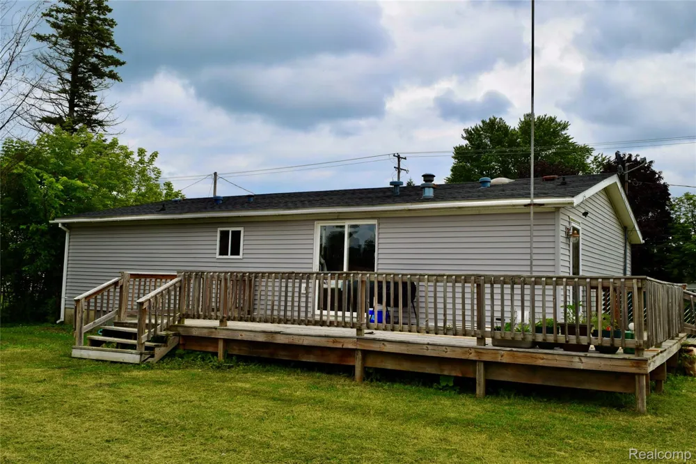 2140 S Dye Road Flint Charter Township, MI 48532