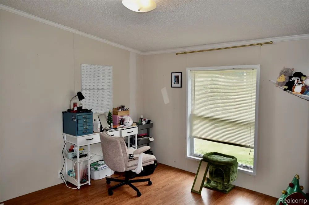 2140 S Dye Road Flint Charter Township, MI 48532