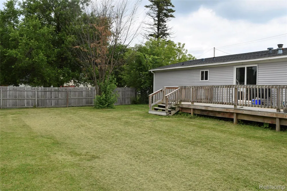 2140 S Dye Road Flint Charter Township, MI 48532