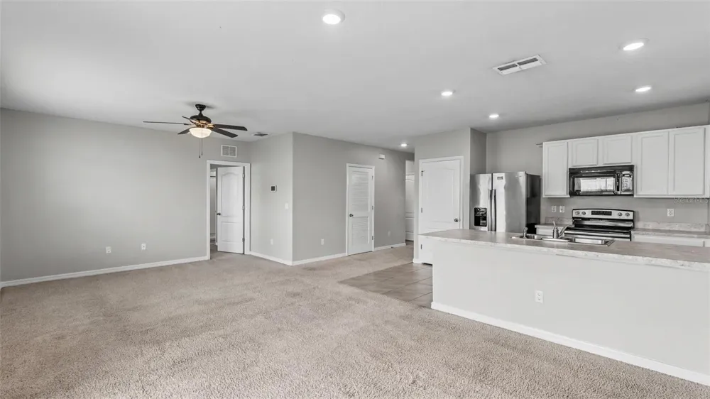 524 BURNHAM CIRCLE Auburndale, FL 33823