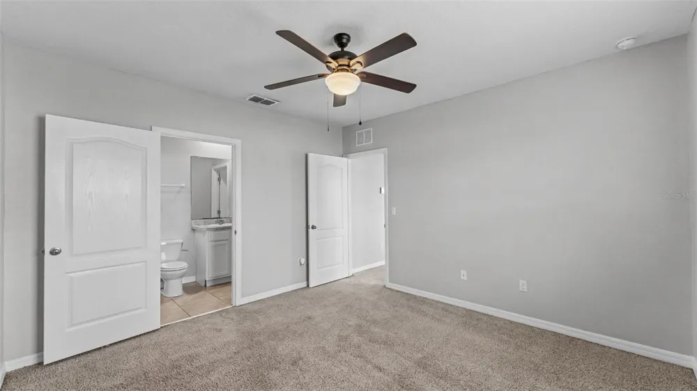 524 BURNHAM CIRCLE Auburndale, FL 33823