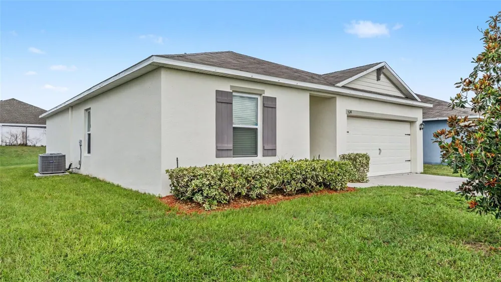 524 BURNHAM CIRCLE Auburndale, FL 33823