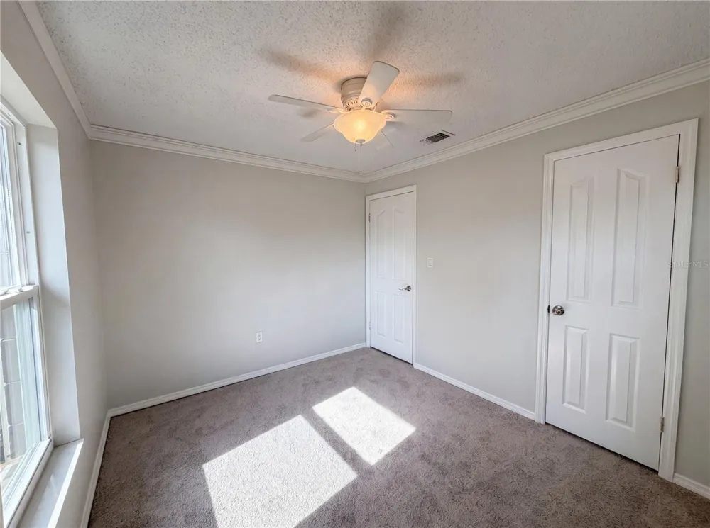 505 OAK DRIVE Tavares, FL 32778