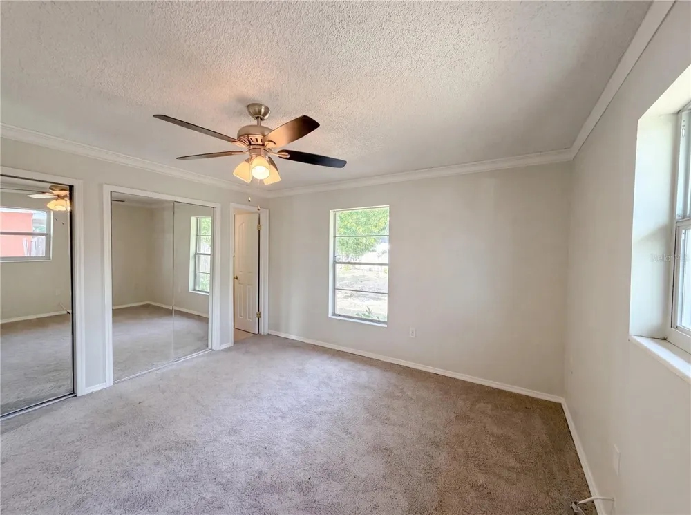 505 OAK DRIVE Tavares, FL 32778