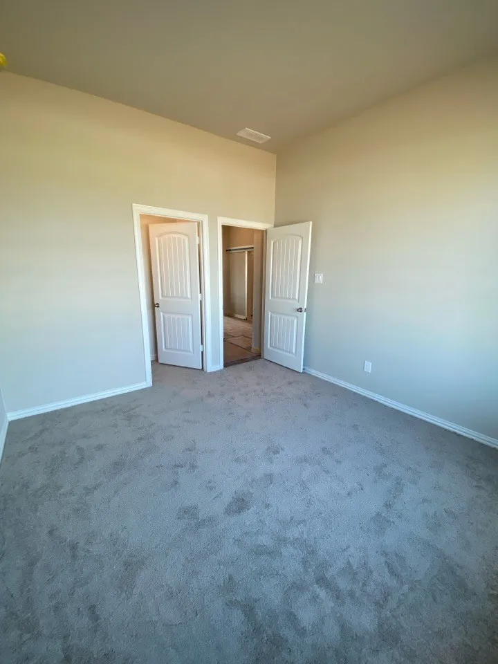 113 Sunny Side Road Valley View, TX 76272