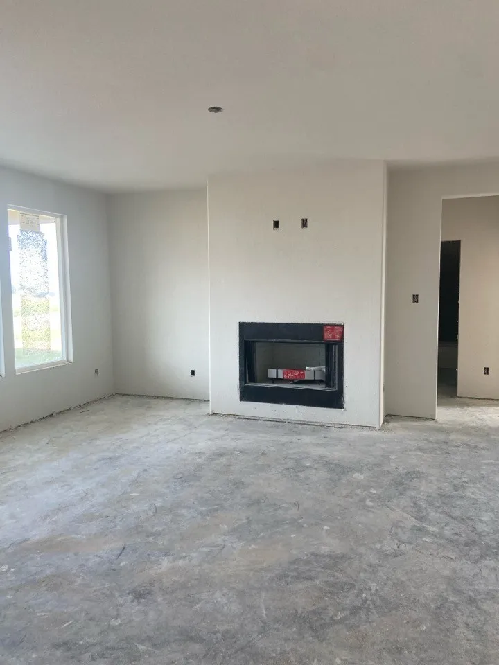 150 Sunny Side Road Valley View, TX 76272