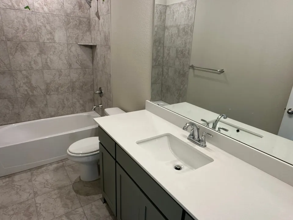 150 Sunny Side Road Valley View, TX 76272
