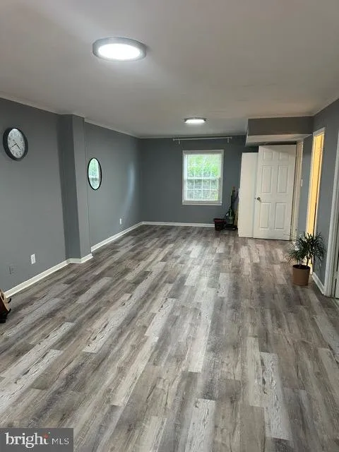 14709 BENTLEY SQUARE Centreville, VA 20120