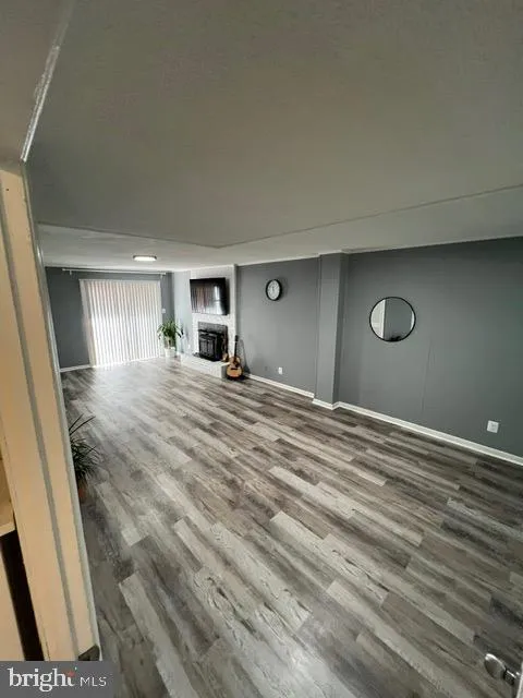 14709 BENTLEY SQUARE Centreville, VA 20120